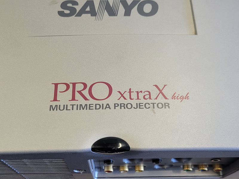 Sanyo Pro XtraX Projector - PLC-XP21N – ener-Z Sanyo Pro XtraX Projector - PLC-XP21N – ener-Z